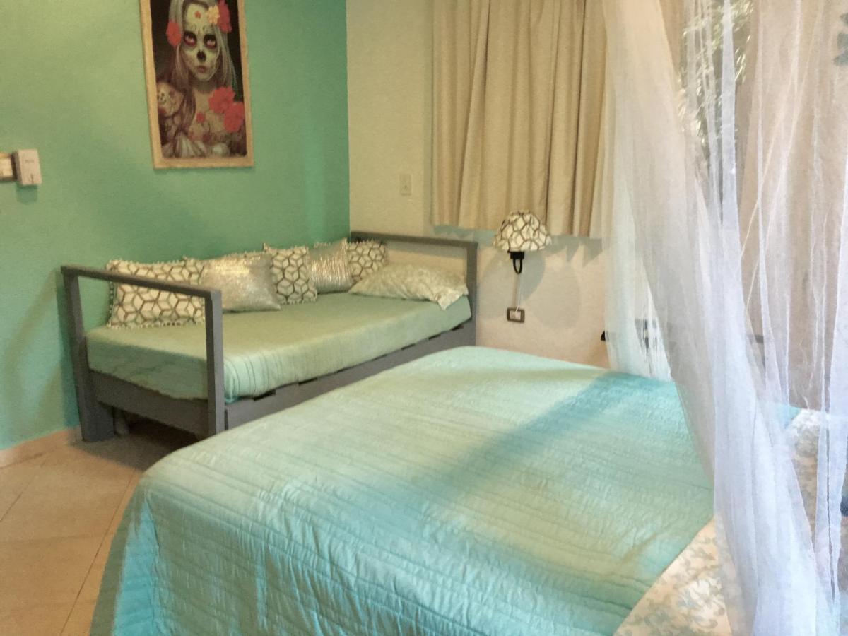 Esquina De La Felicidad De Playacar Bed & Breakfast Playa del Carmen Bagian luar foto